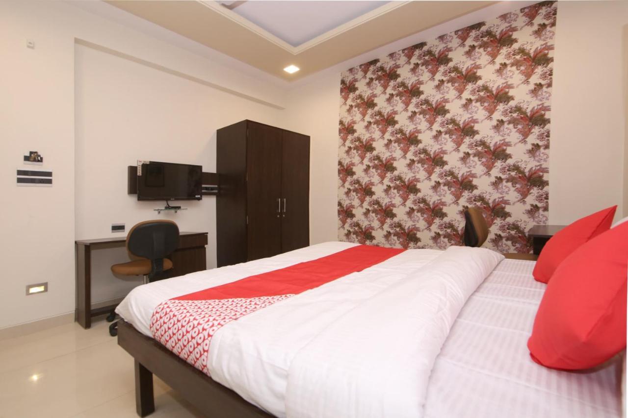 Capital O 36691 Hotel Aashirwad Inn ג'אבלפור מראה חיצוני תמונה