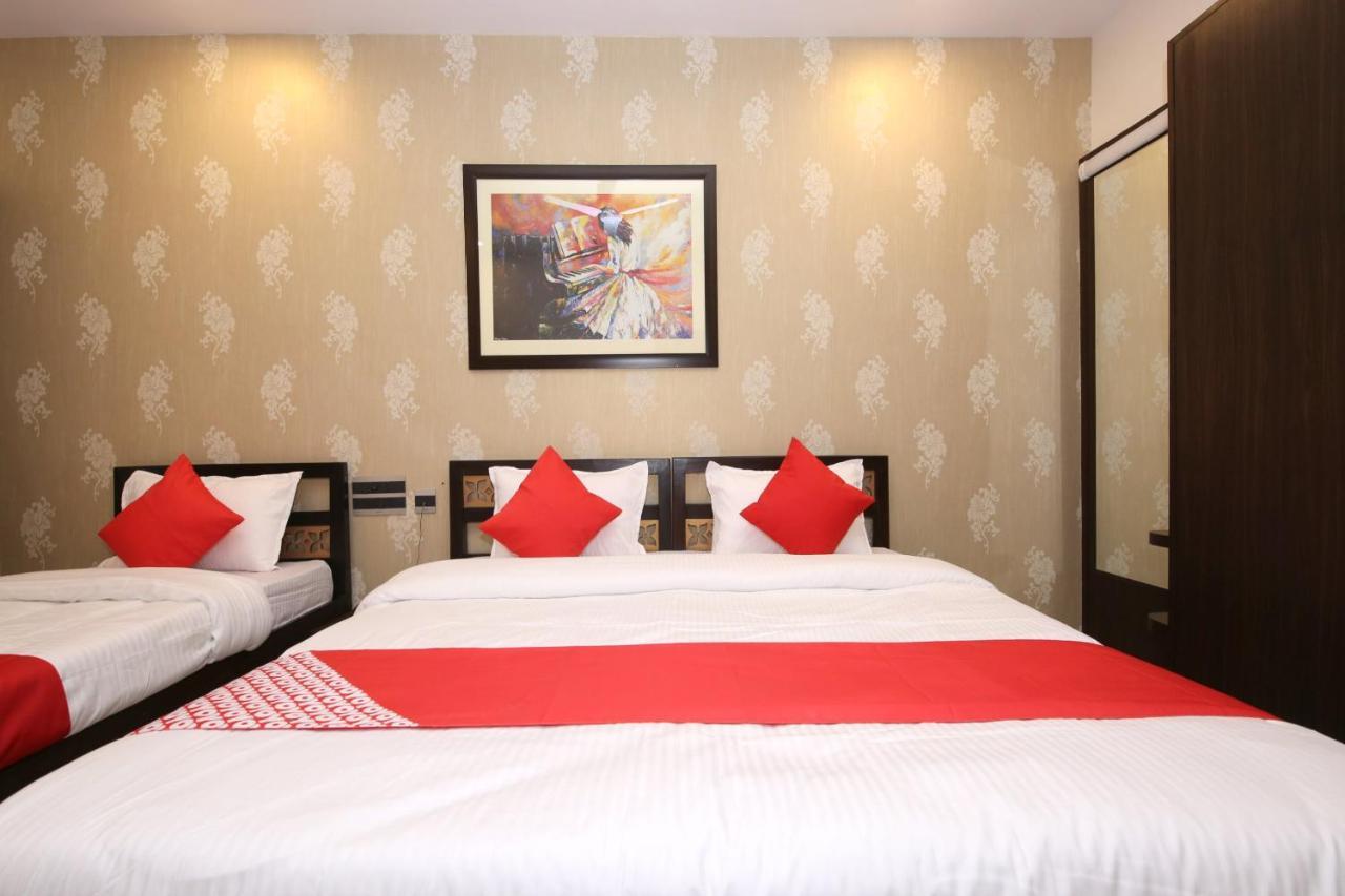 Capital O 36691 Hotel Aashirwad Inn ג'אבלפור מראה חיצוני תמונה